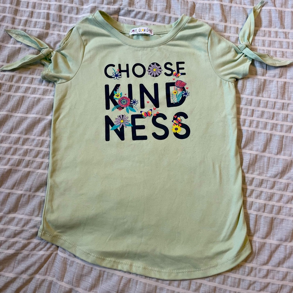 Girls Green Graphic Tee size 6